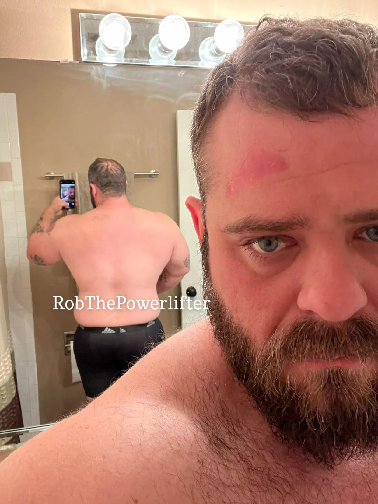 Big back, big lifts. posted by RobThePowerLifter