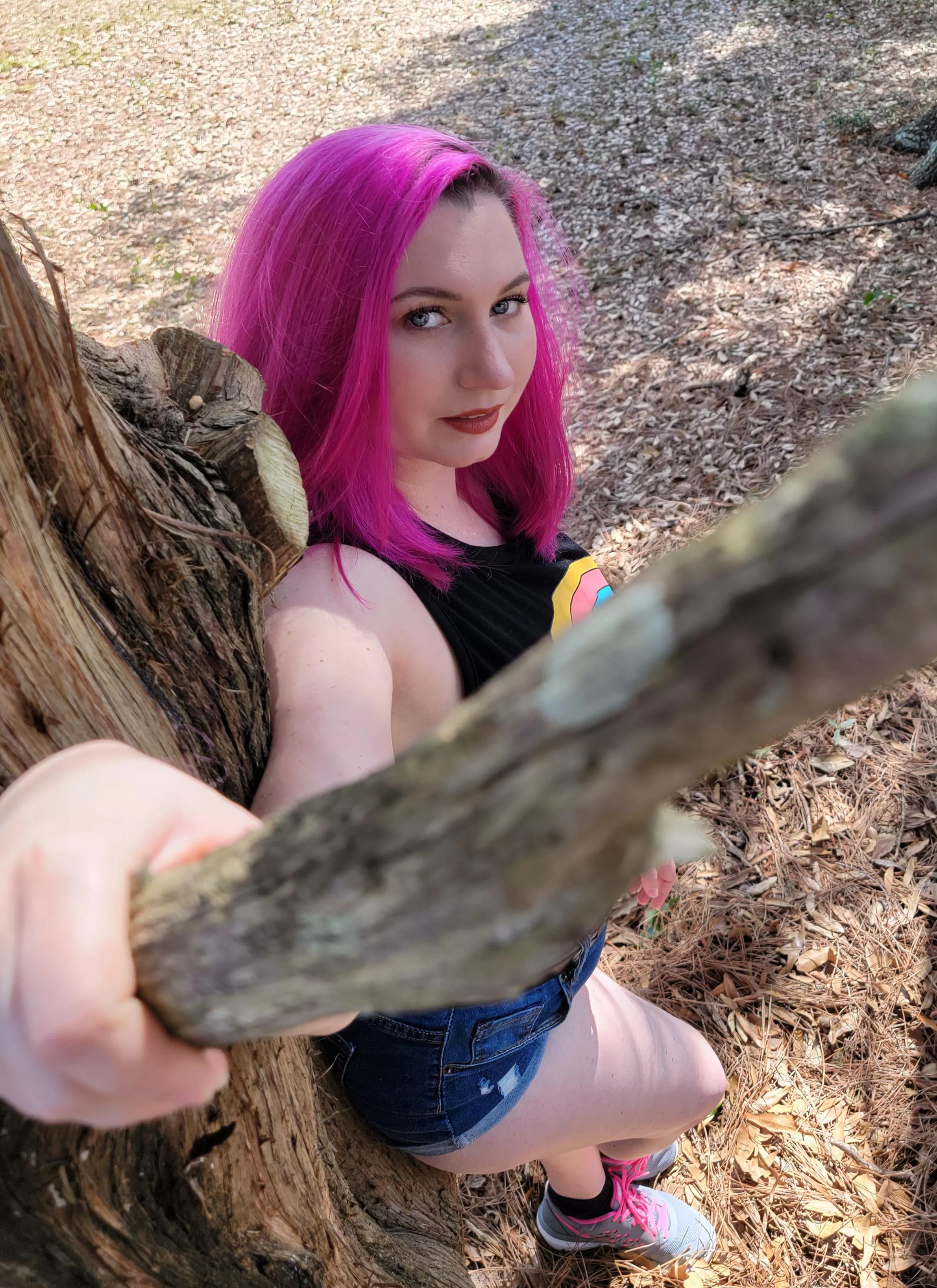 Come and hang out with me today!? 😘 posted by PiddyKat