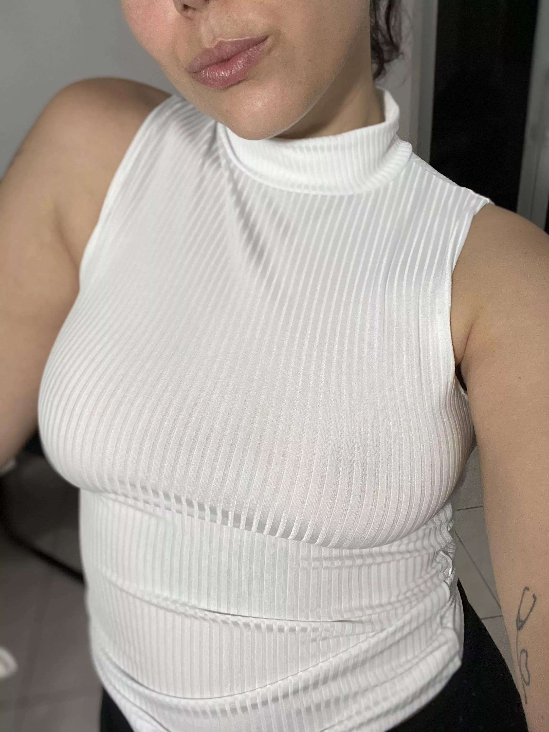 Does I look sexy? posted by lunasoares