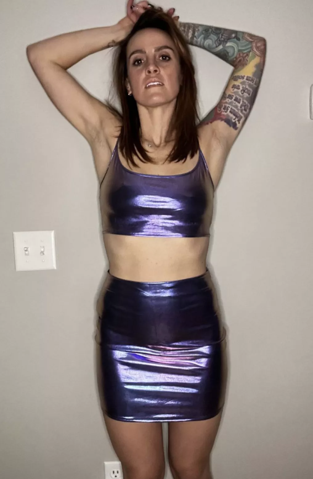 Feeling hot on my purple crop 💥 posted by Tay-Rae773