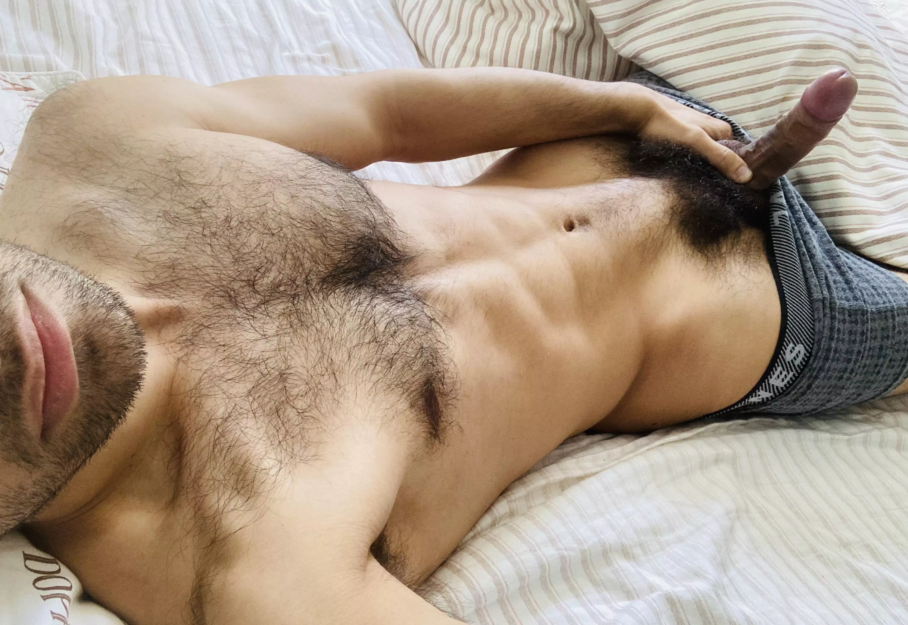 Fuck class.. anyone down to worship my cock and bush all day instead? (20) posted by FxckMeat