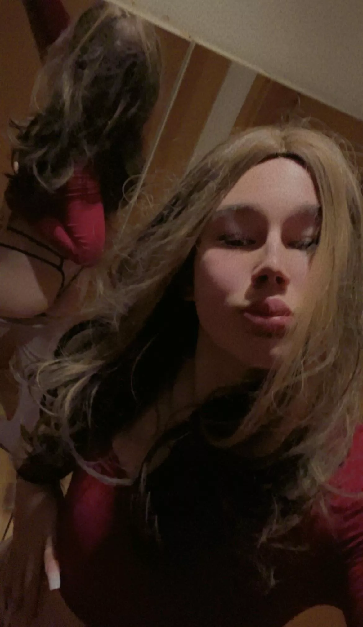 Heyy this is my first post on here so please don’t let it be a flop 🥺 posted by Soft_Percentage7143