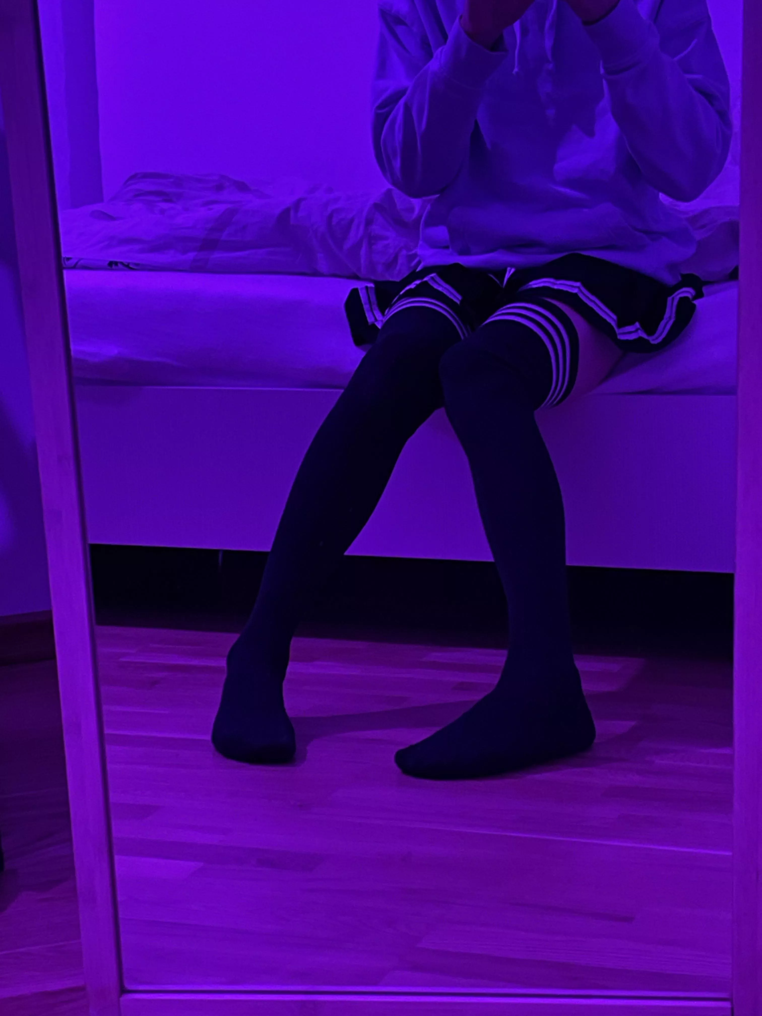 i finally got a skirt :3 posted by bfmaxio