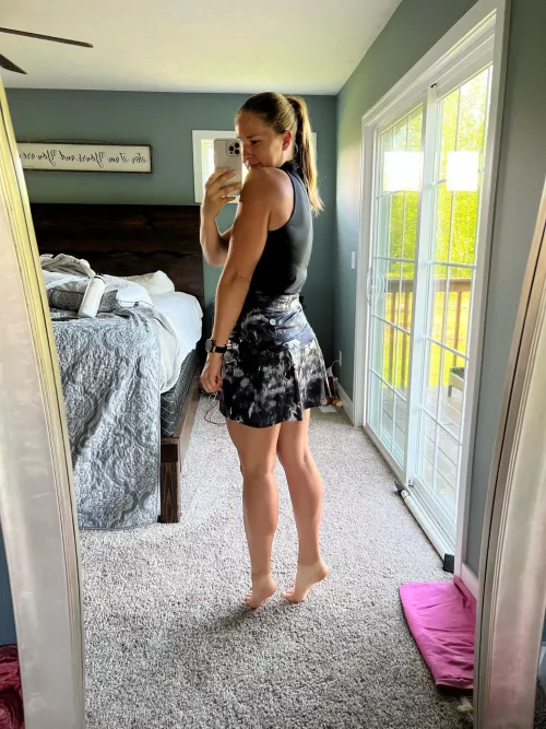 I keep getting in trouble for short skirts at the office, hopefully this one will do [F] by thehannaray