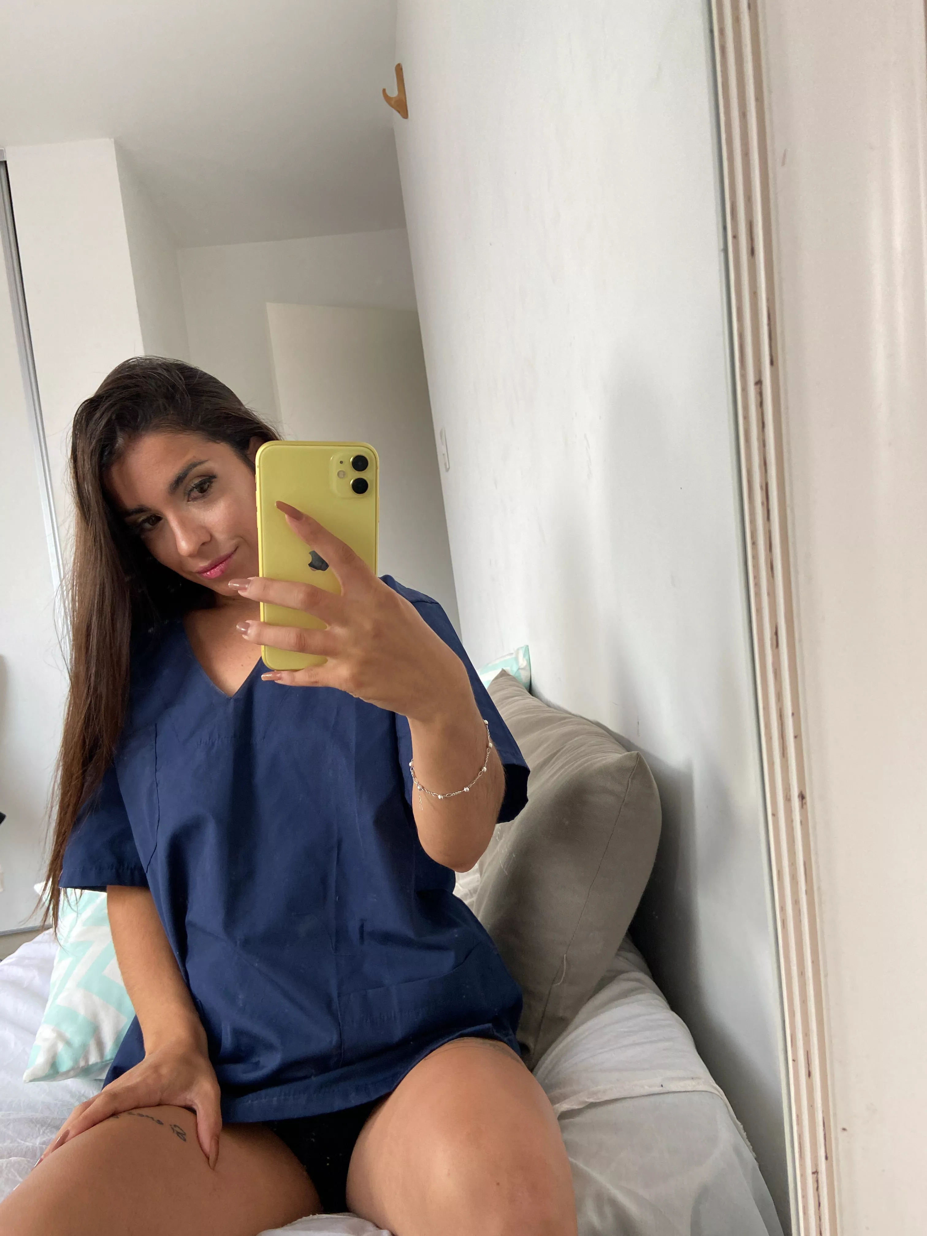 I wanna be your virtual gf. posted by AngelicChicago11