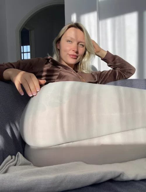 I work for my butt! by Striking_Relative242