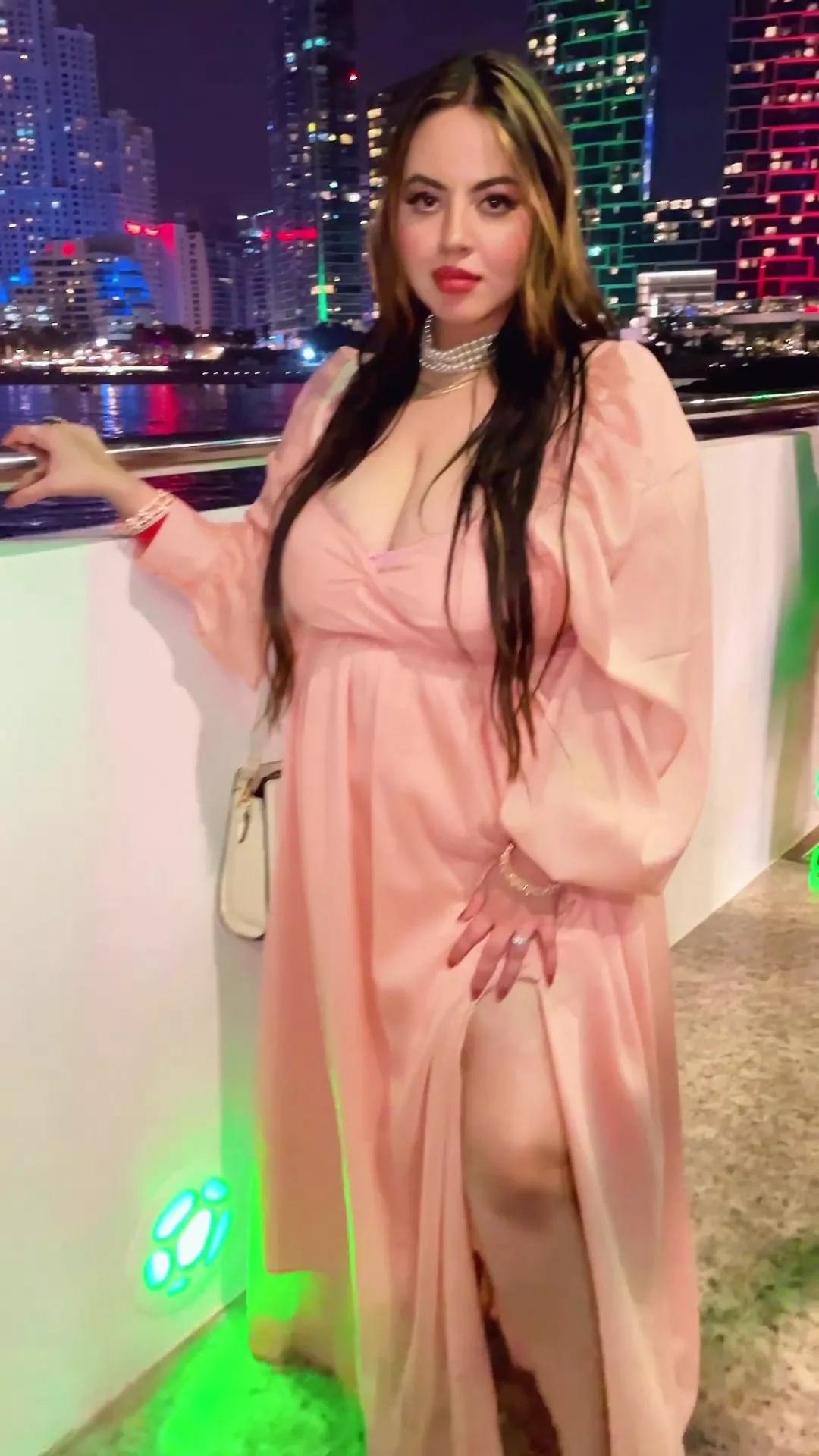 Indian busty posted by accessdenied2k22