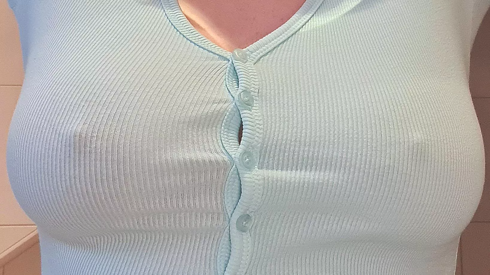 Its cute posted by hornybee11