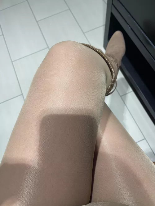 Long day at work anyone willing to help get these off? by nativetoes27