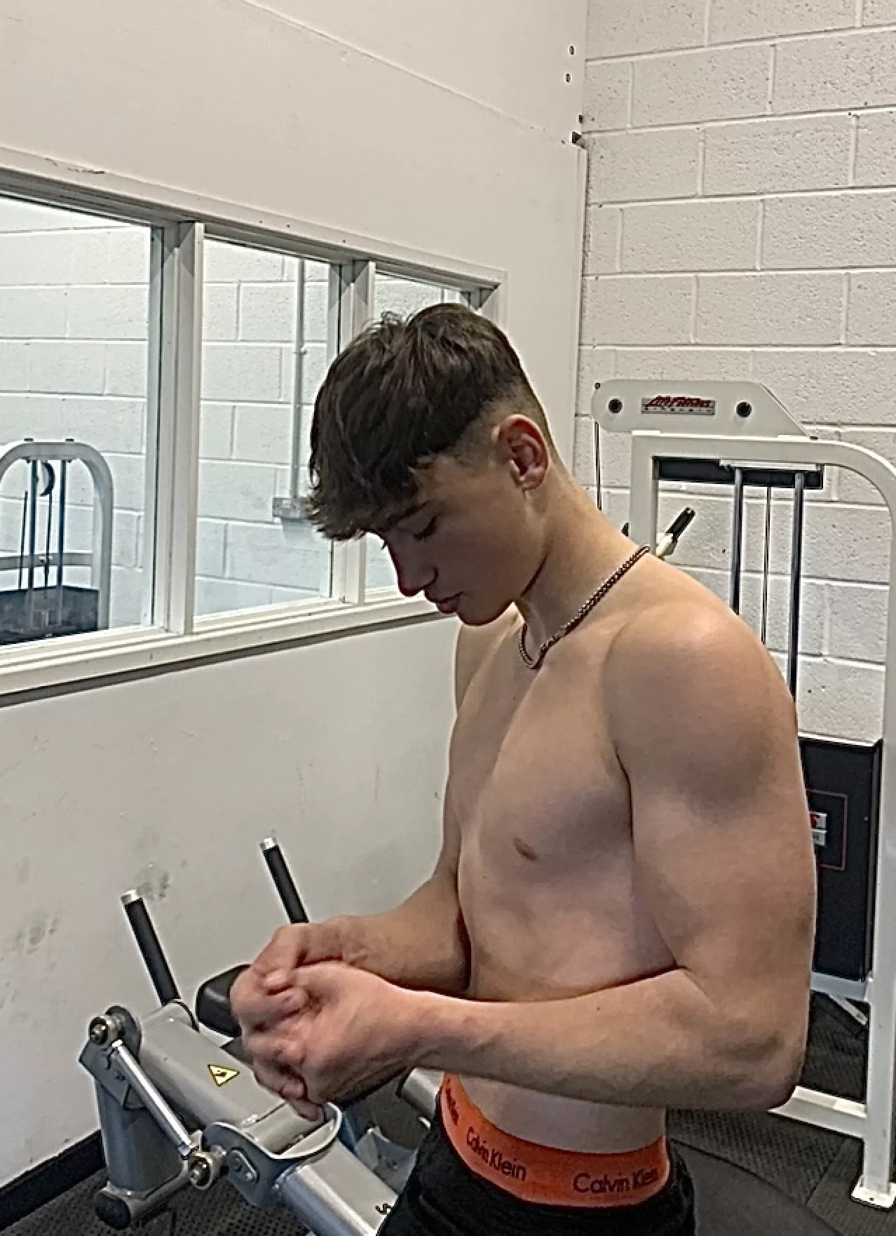 Mr. Muscle here 💪🏻💪🏻 posted by leo-brooks