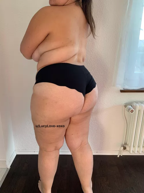 My big and soft booty by LucyLove-xoxo