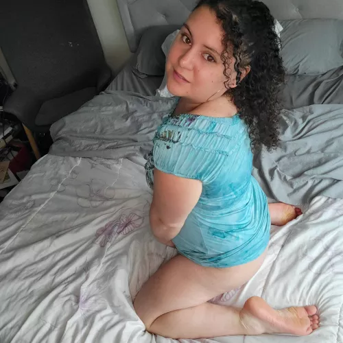 push me forward and pull my curls? by Krazybabi74