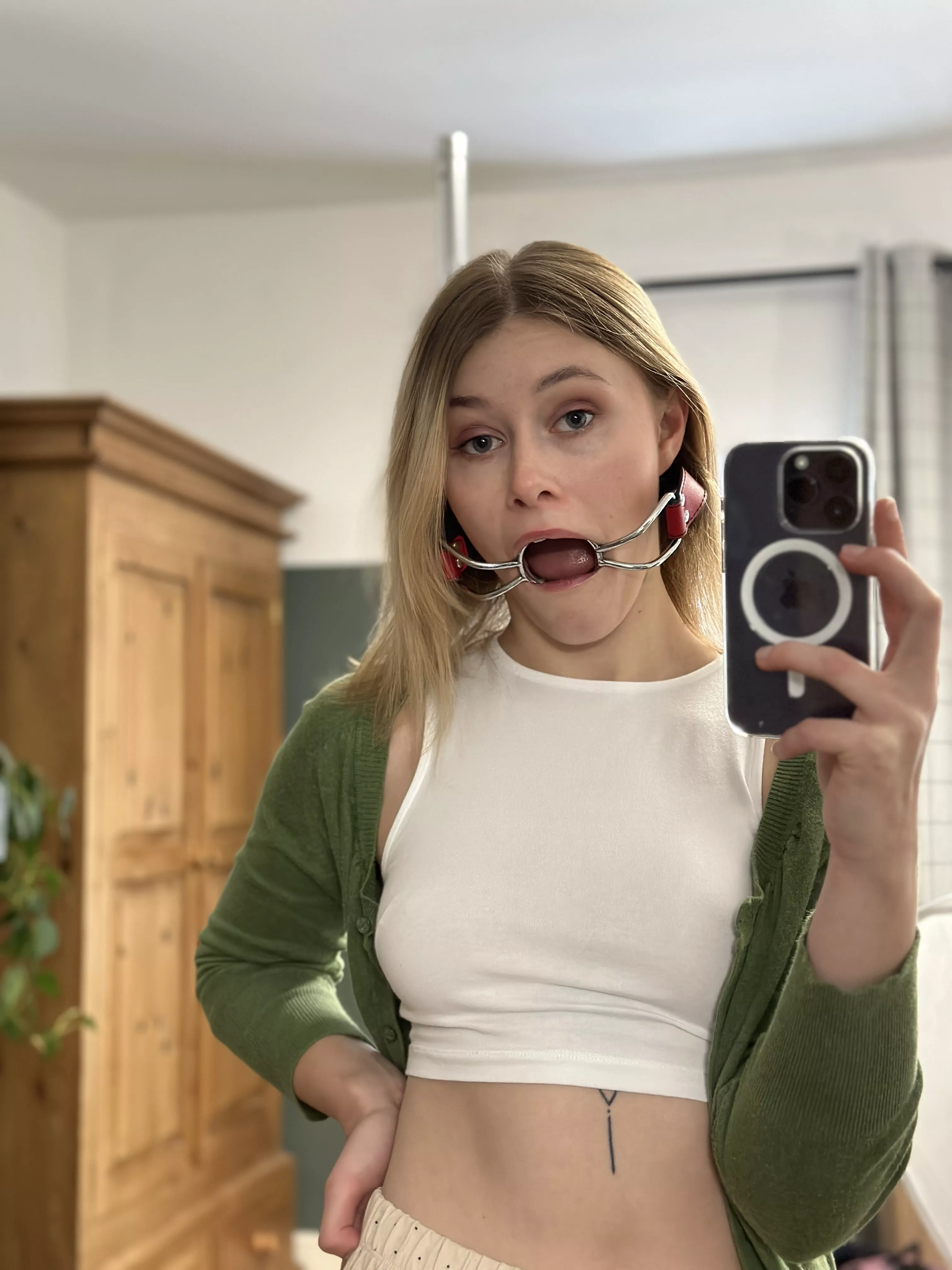 Ready and waiting [F] posted by Princess-Rae