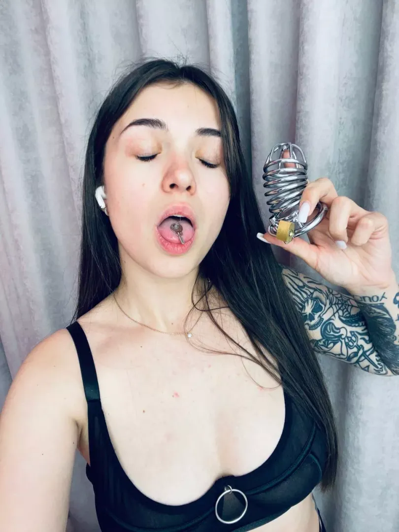 ready to seduce and be seduced ? mmm posted by bright_sunshine1818