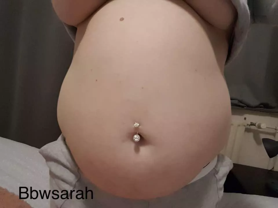 That’s a big round belly 😋 posted by Bbwsarah