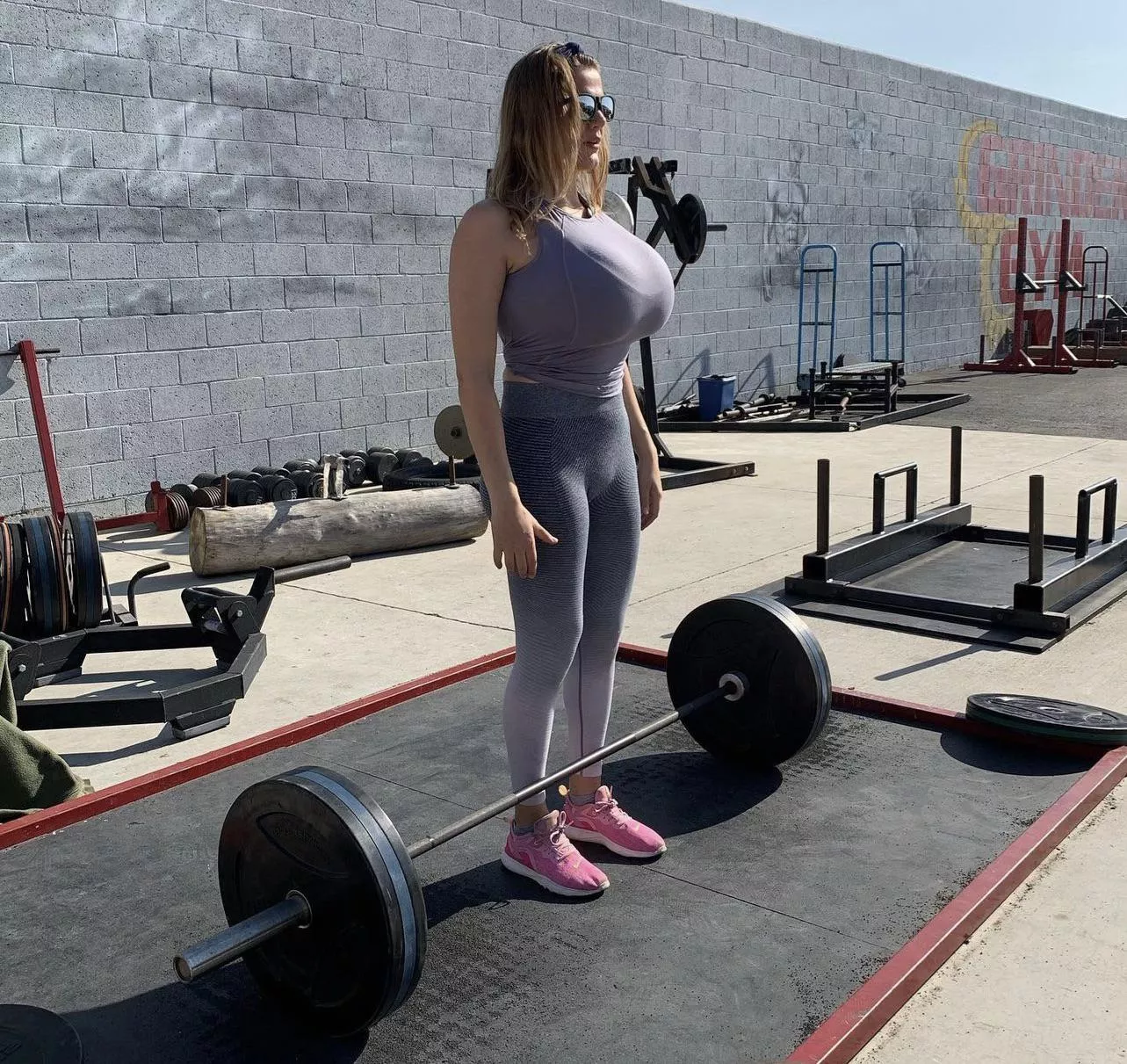 That’s a lot to lift in front posted by rudeboi2022