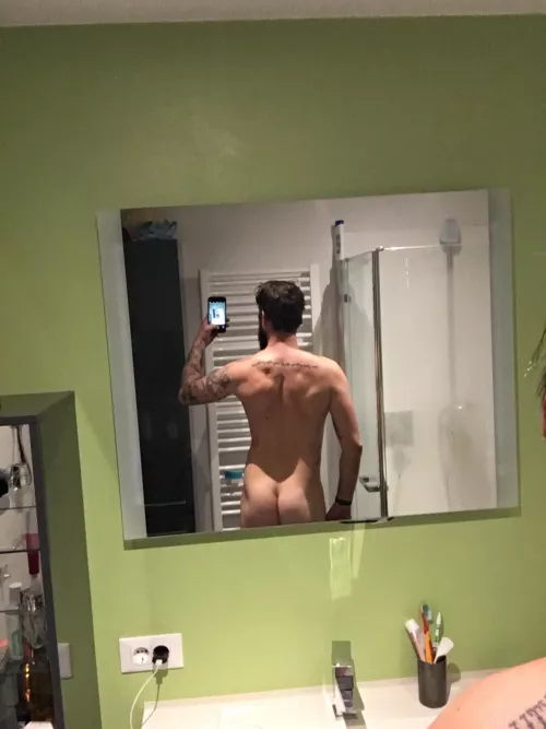 who wants to fill the inexperienced guy with cum? by toyboyfantasy
