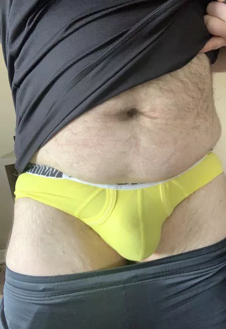 Working from home & bored! DM me and keep me company. posted by BearlyCute77