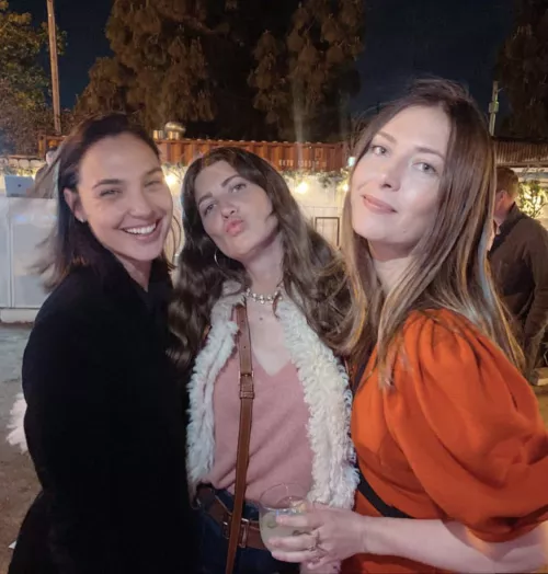 3 beautiful milfs by agent_zero43