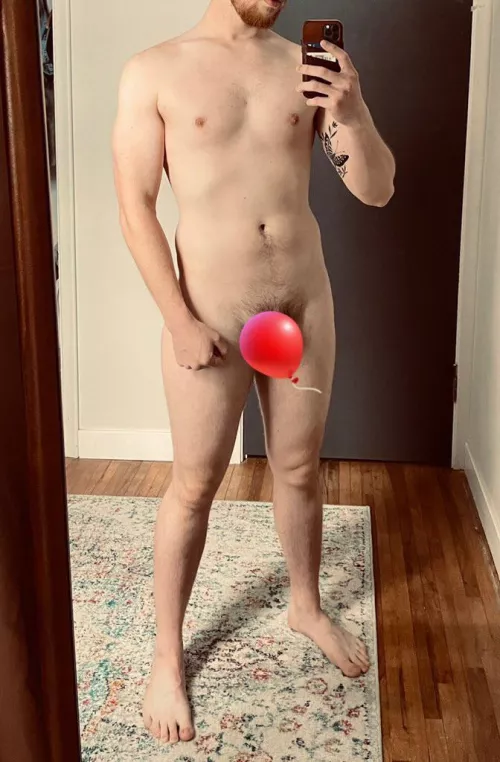 Always been e(m)barrassed by my love handles, but i’ve been hitting the gym by rouseandground