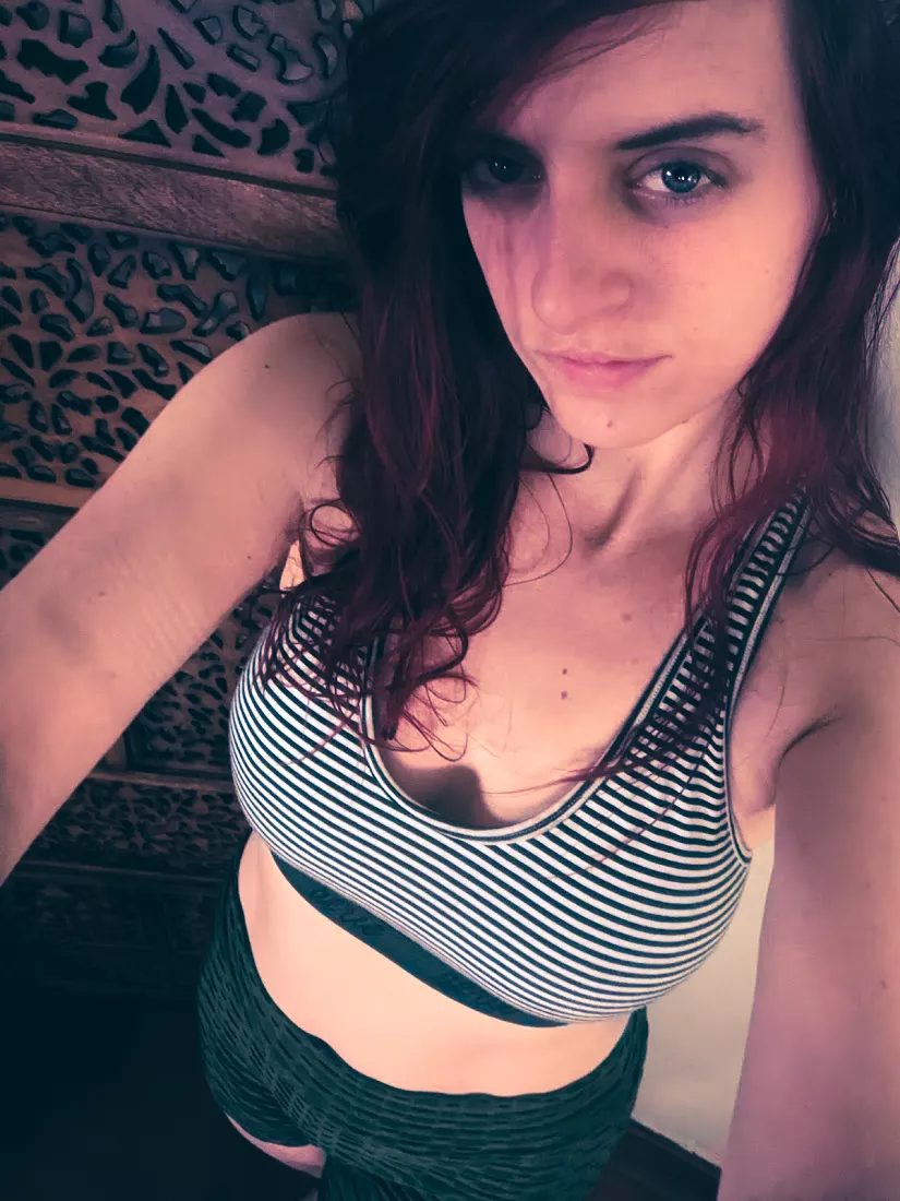 Am I worthy of a creampie? 🥺 (@morganstormxo) posted by Morgan_Storm