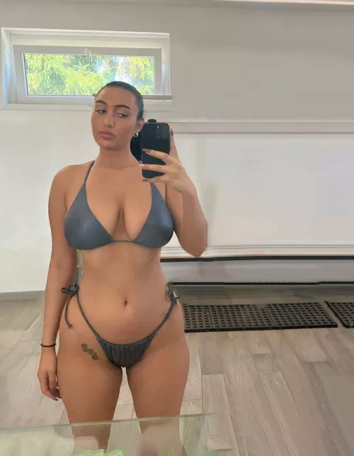 Big thighs or big boobs by PameliaMckinley