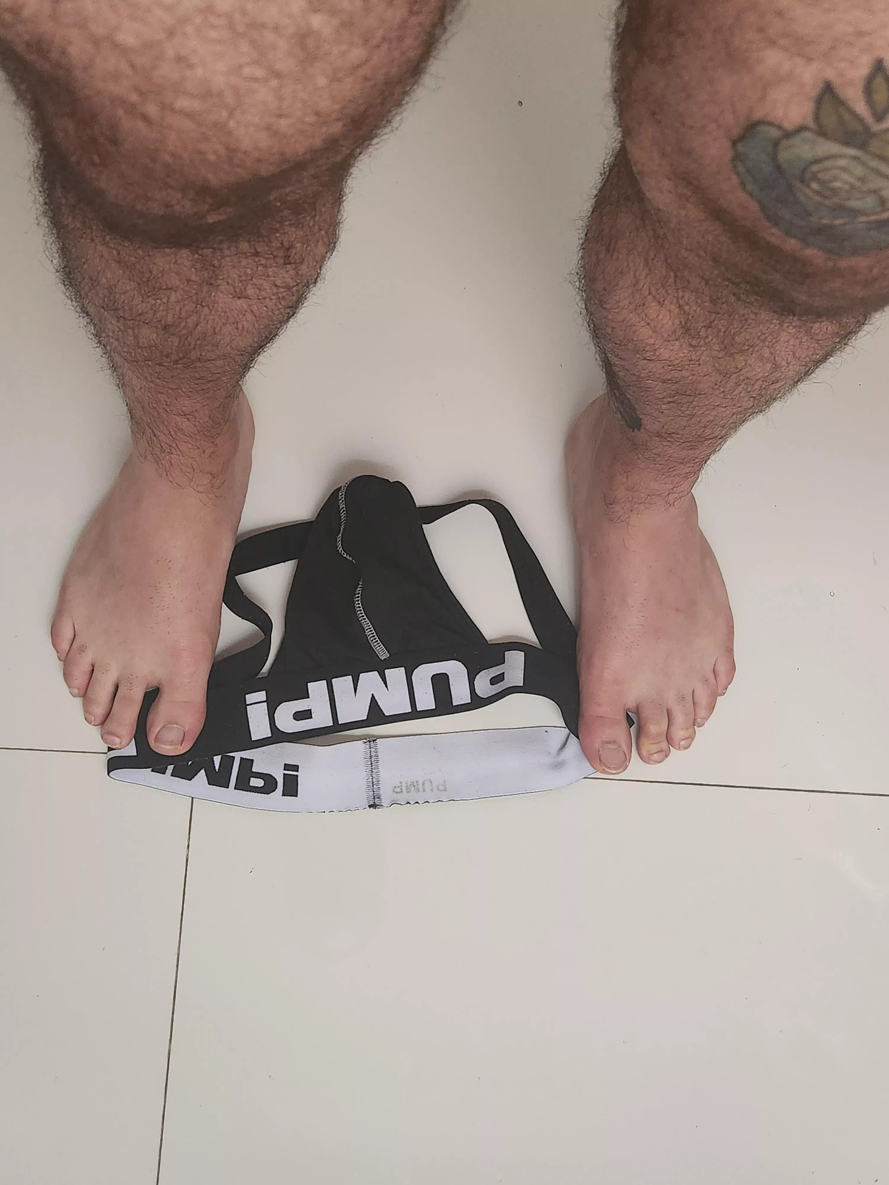 Daddy's jock fell on the floor posted by musclebearxxx