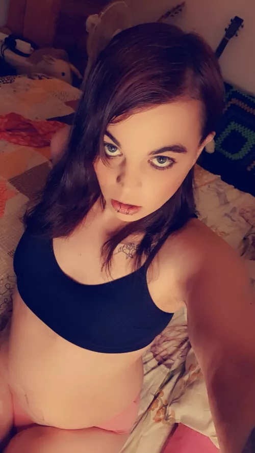 Do you like chubby girls :3 ? by monni-tgirl