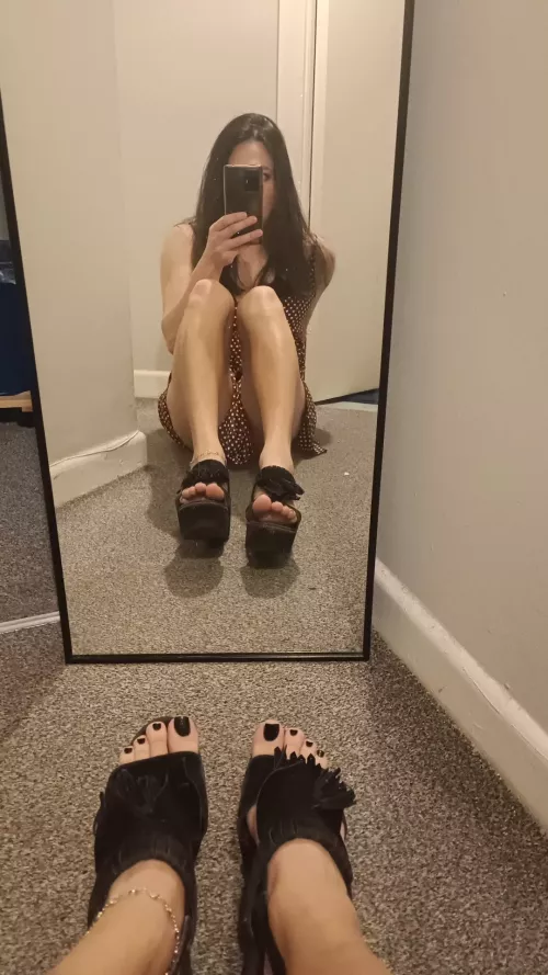 Femboy Friday ❤️ by amiinsinde_