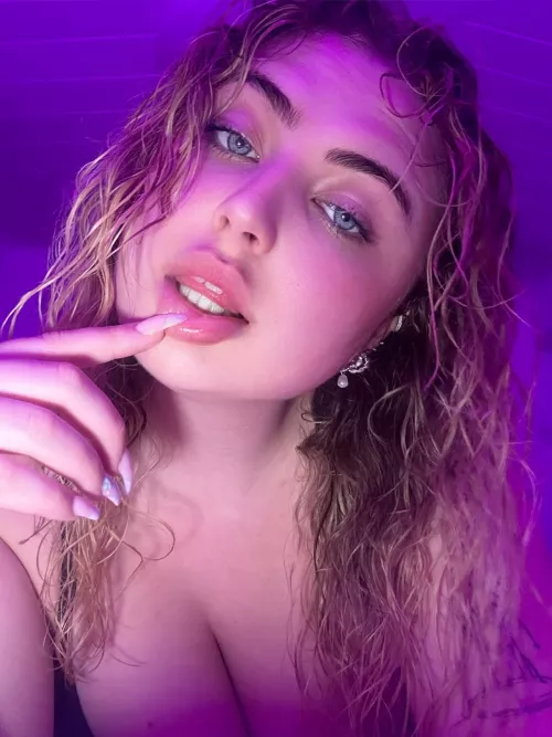 Have you ever pictured me naked? by OkTart1934