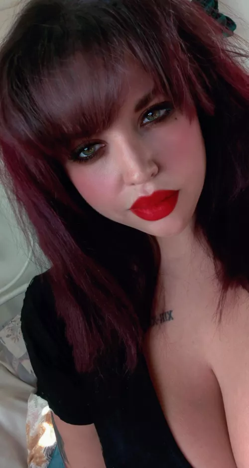 Hello fellow perverts 😉😘😈😈 by tattooed_temptress84