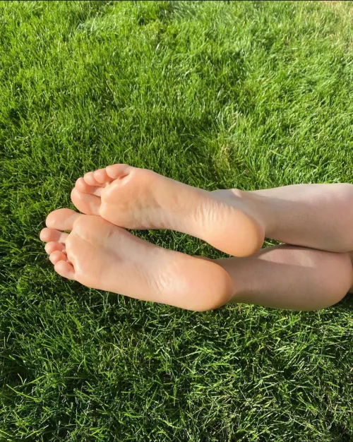 Hellow wanna go to park together? by Easy_Conclusion7079