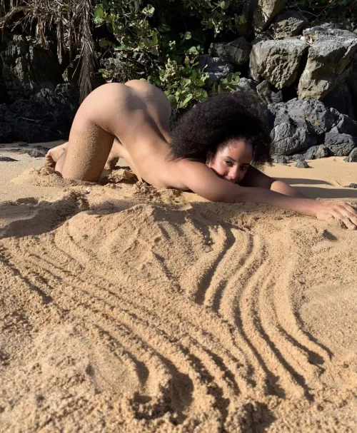 Hillary Noeliz by Some_Hunter_