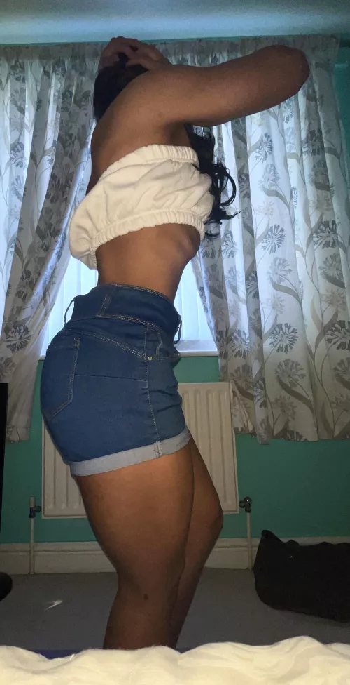 I can be your latina, papi by bbygirllxoxo