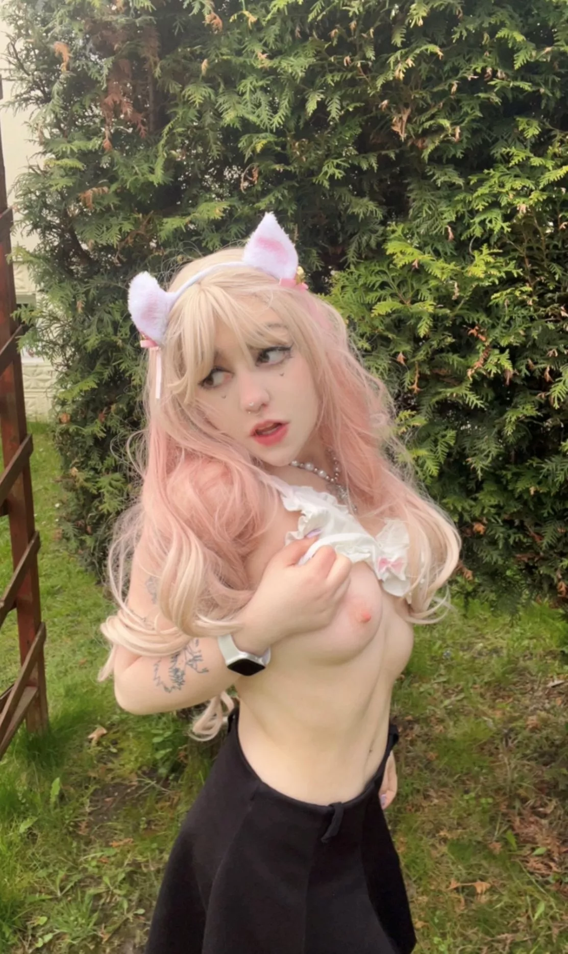 I just don't give a fuck, do you? posted by LackingVicinity