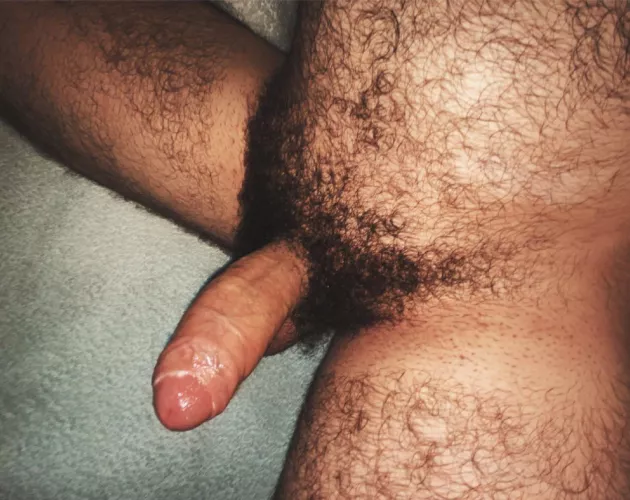 I only shave the sides cause I like grabbing there when touching myself, hope it's okay 👉👈 by ryujin_raijin