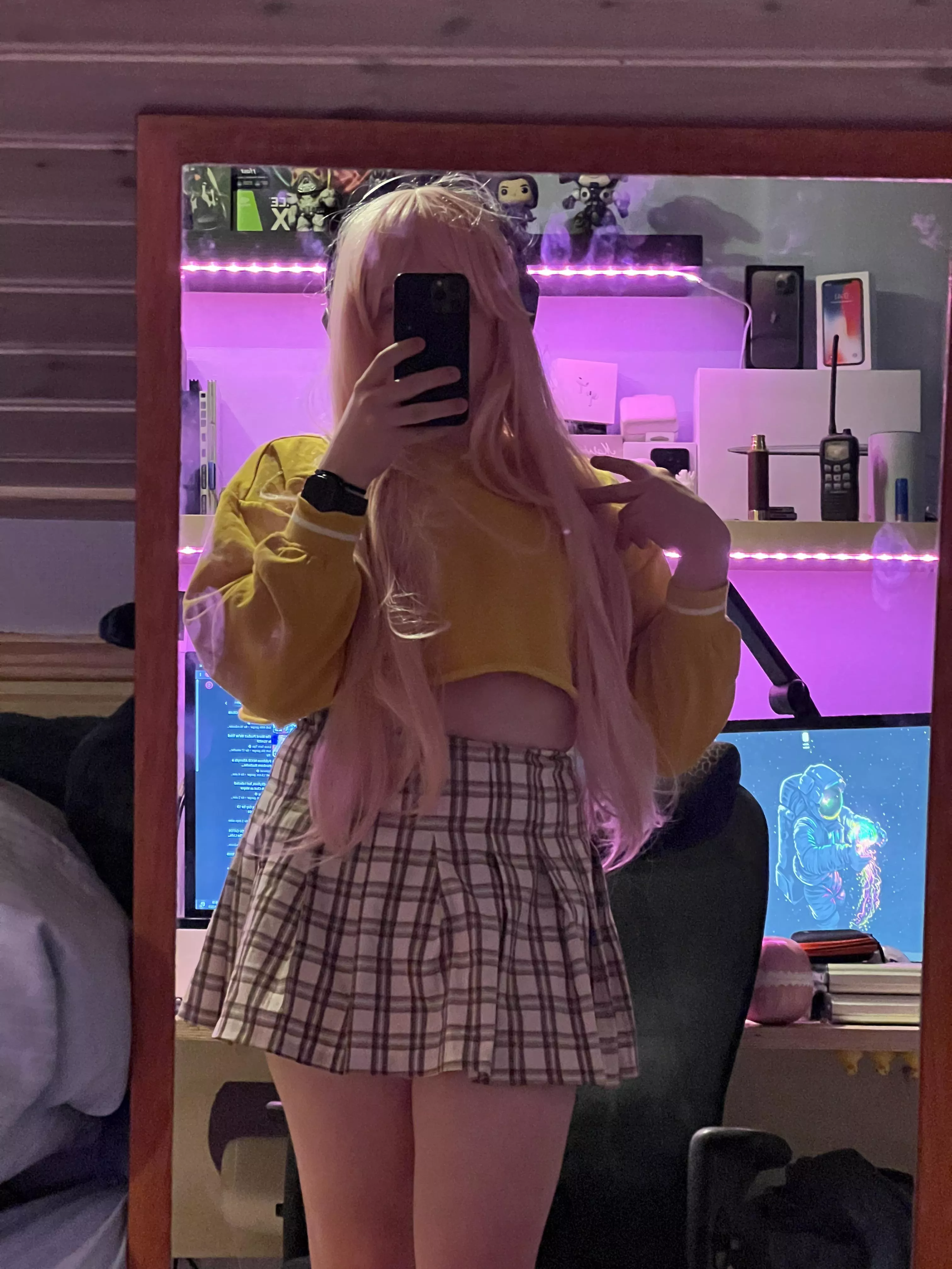 I’m entering my e-girl phase posted by MeMePotatoBoy