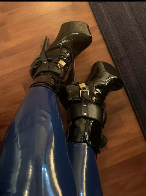 Locked in my pleasers! Happy fetish Friday by burlboy13