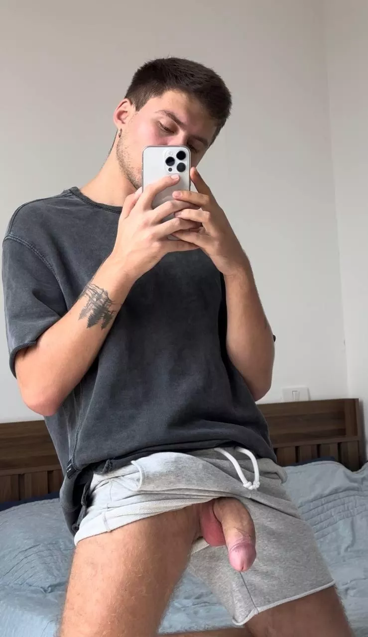 Need your help cleaning up after a long day posted by trasomdo