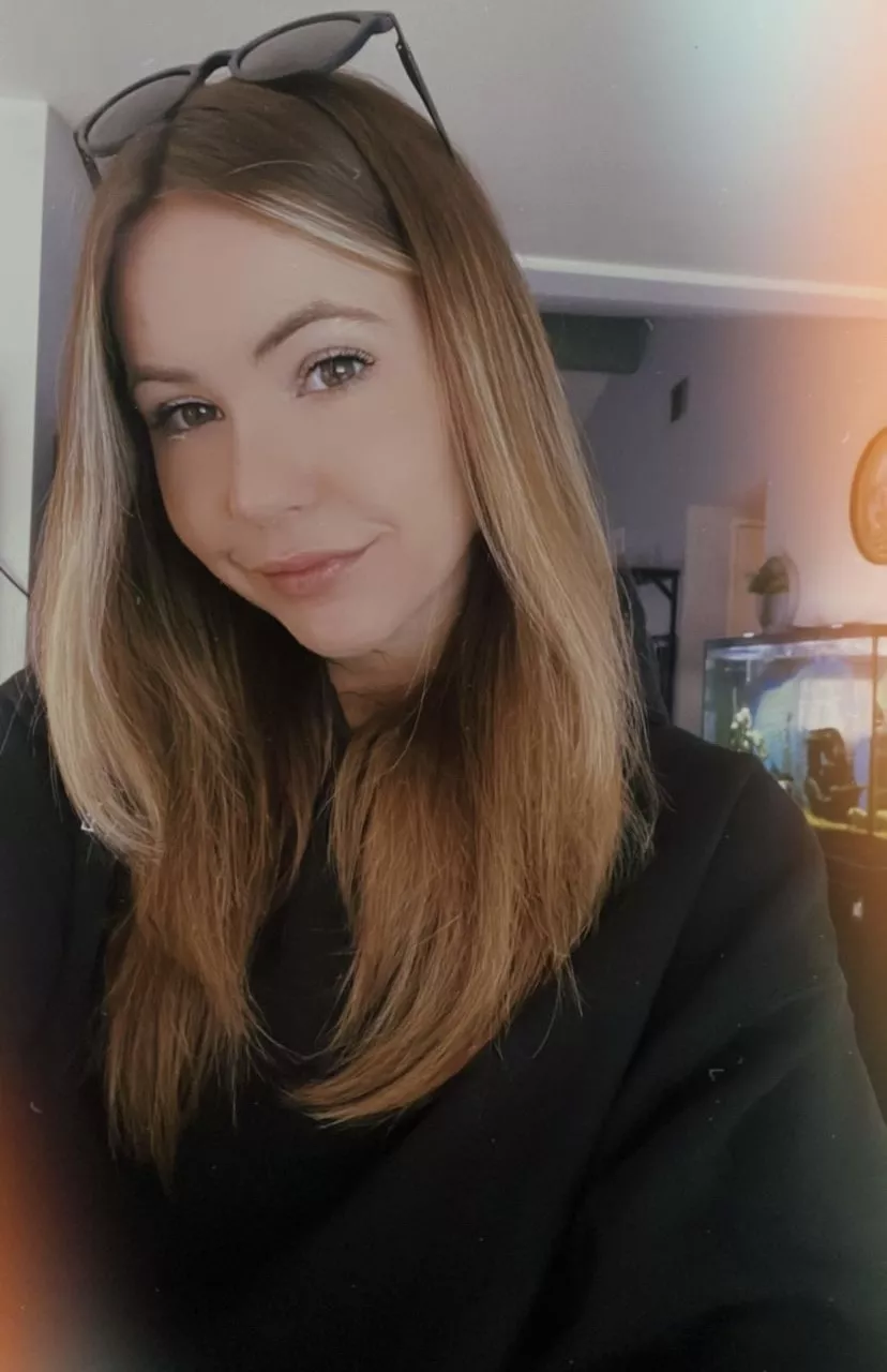 Rachelle Wolf posted by ThisActuator3213