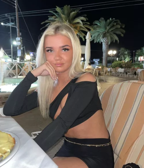 Since people asked for more of this right slut by idosfsx