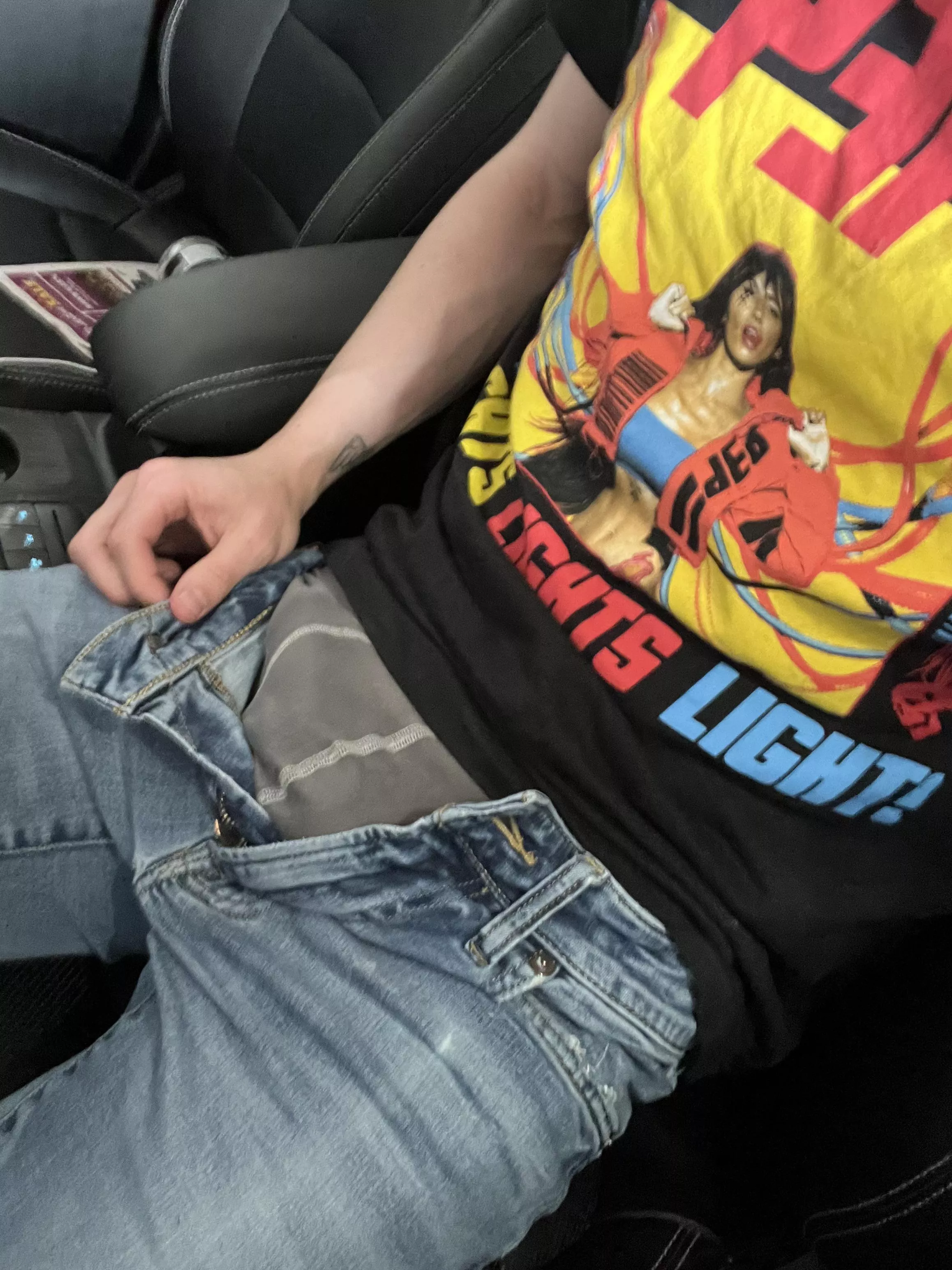 That country road freedom, who’s up for a ride? posted by AmongaSeaofStars