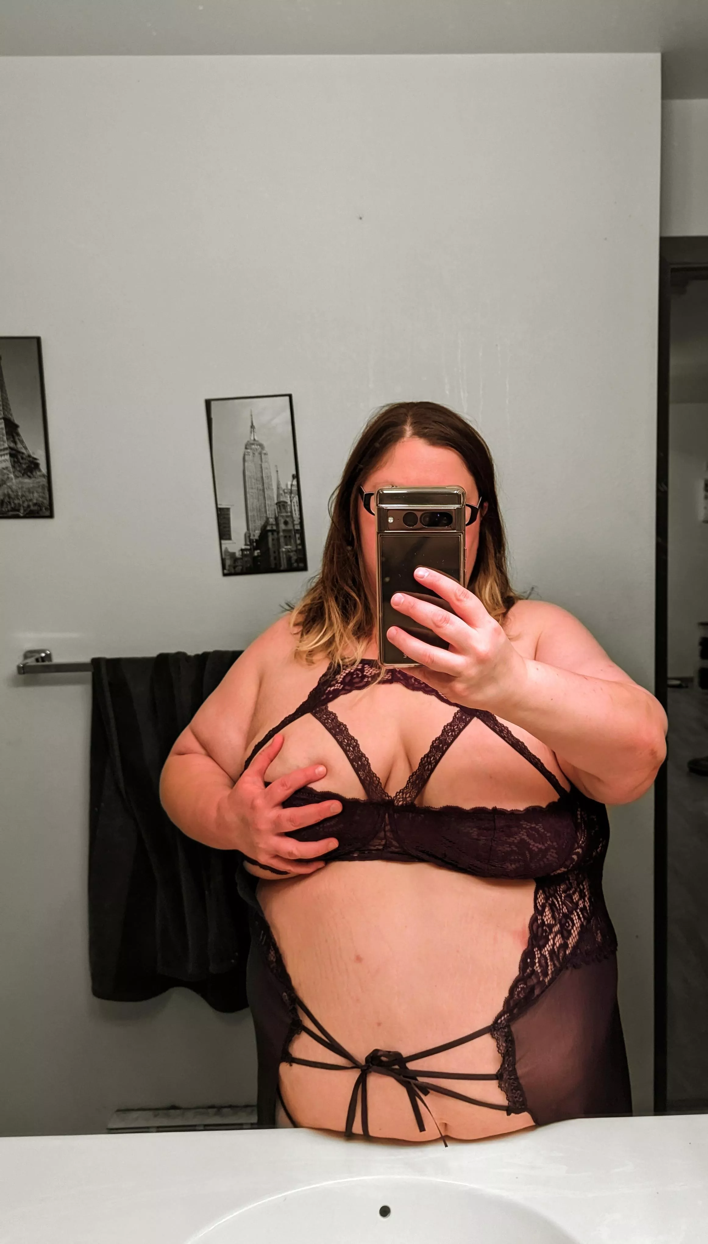 Wanna squeeze posted by bbwrevy