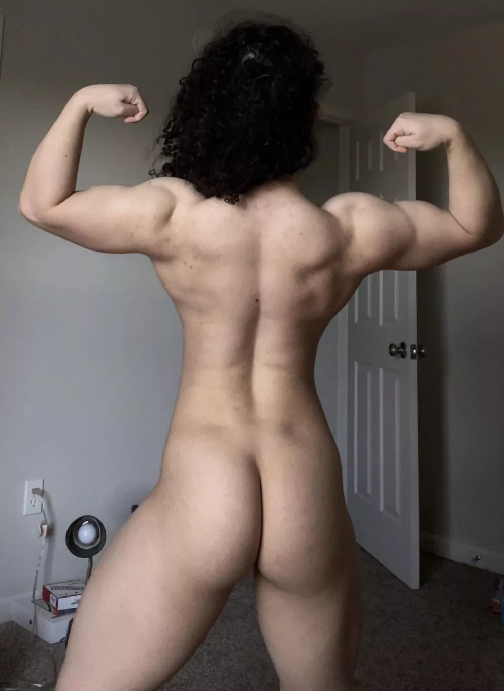 What’s your favorite body part to train? Mine is back posted by anaglizzy