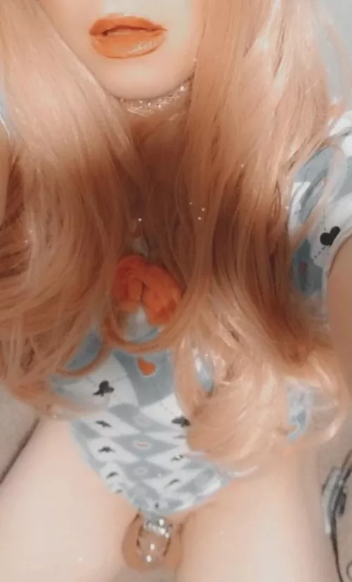 Would you hold my key? 😘 by hannawbanana2