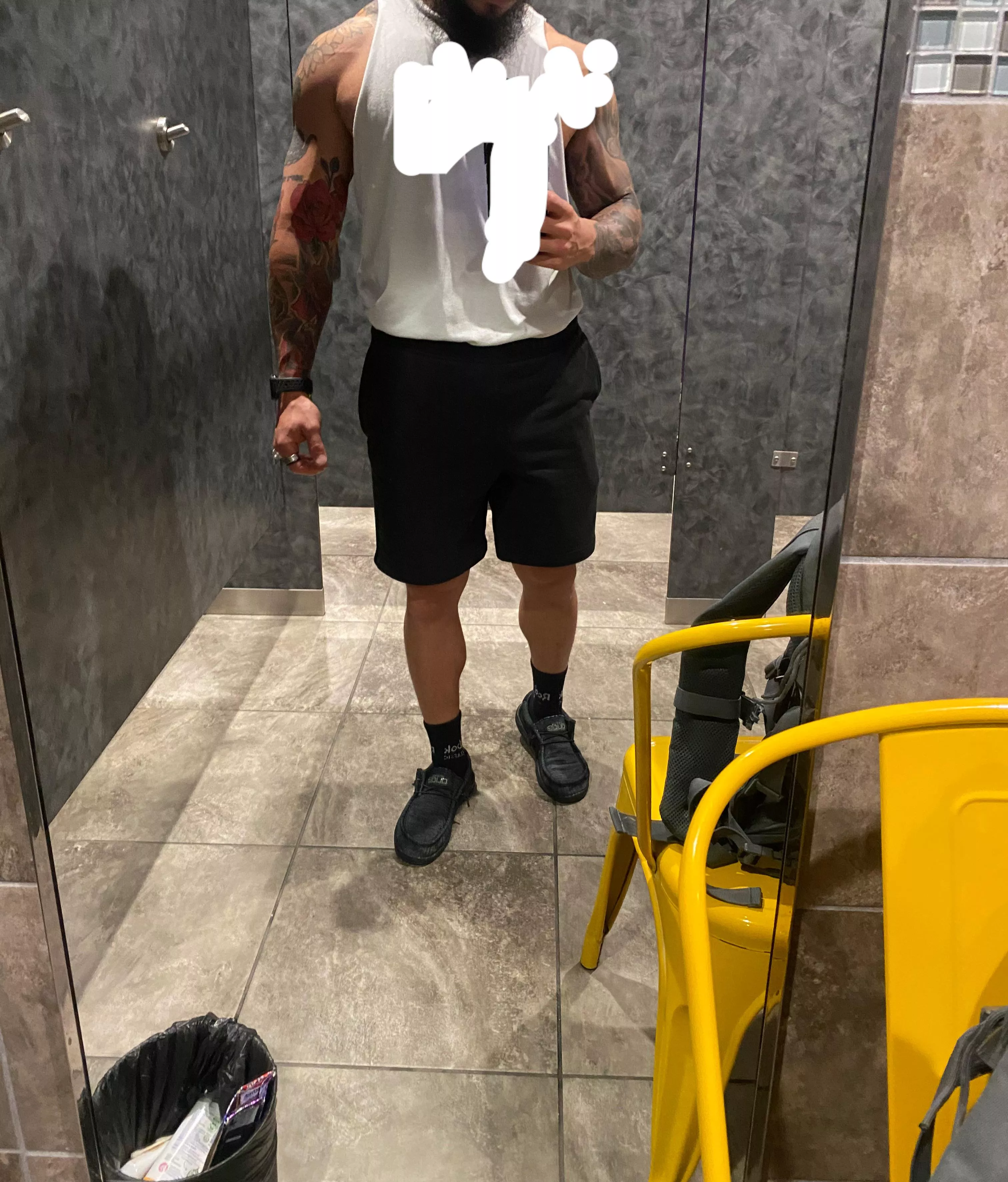 32[M] posted by blackchevyy90