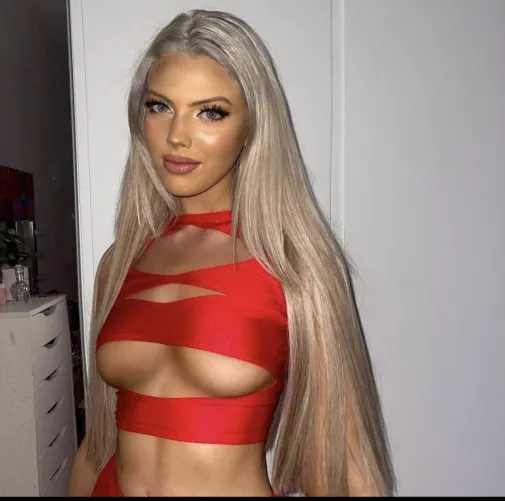 Blonde chav 🔥🔥 by StoneDad