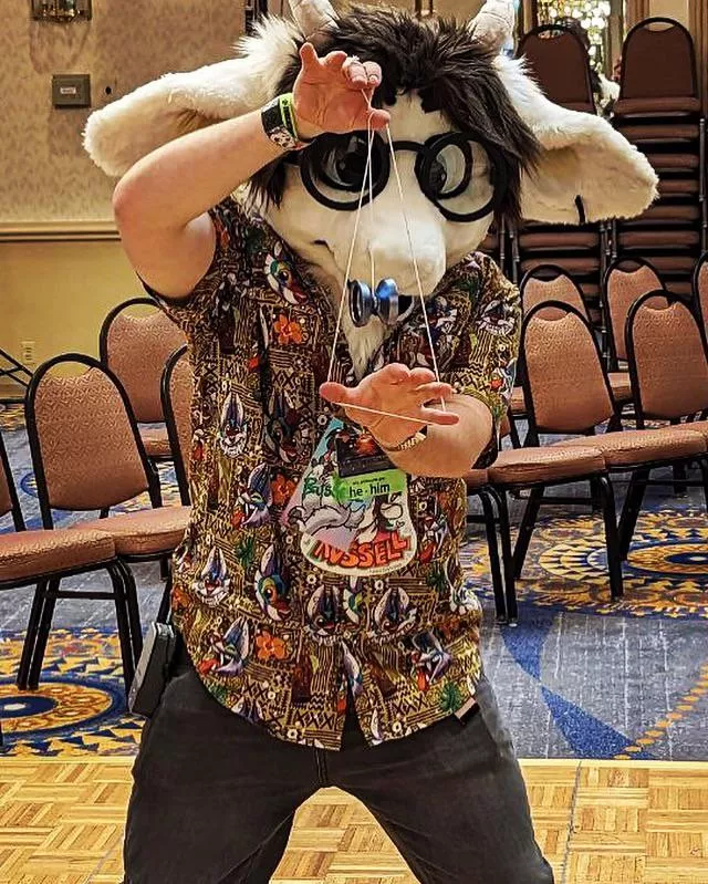 Boys??? 😏😏 (how am I still single) posted by KruncheeCarrots