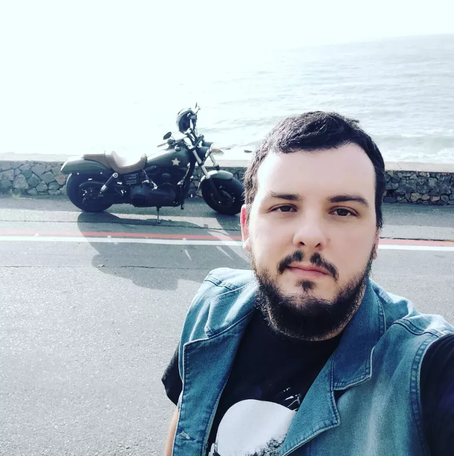 Daddy bear and his toy posted by regularbearofficial
