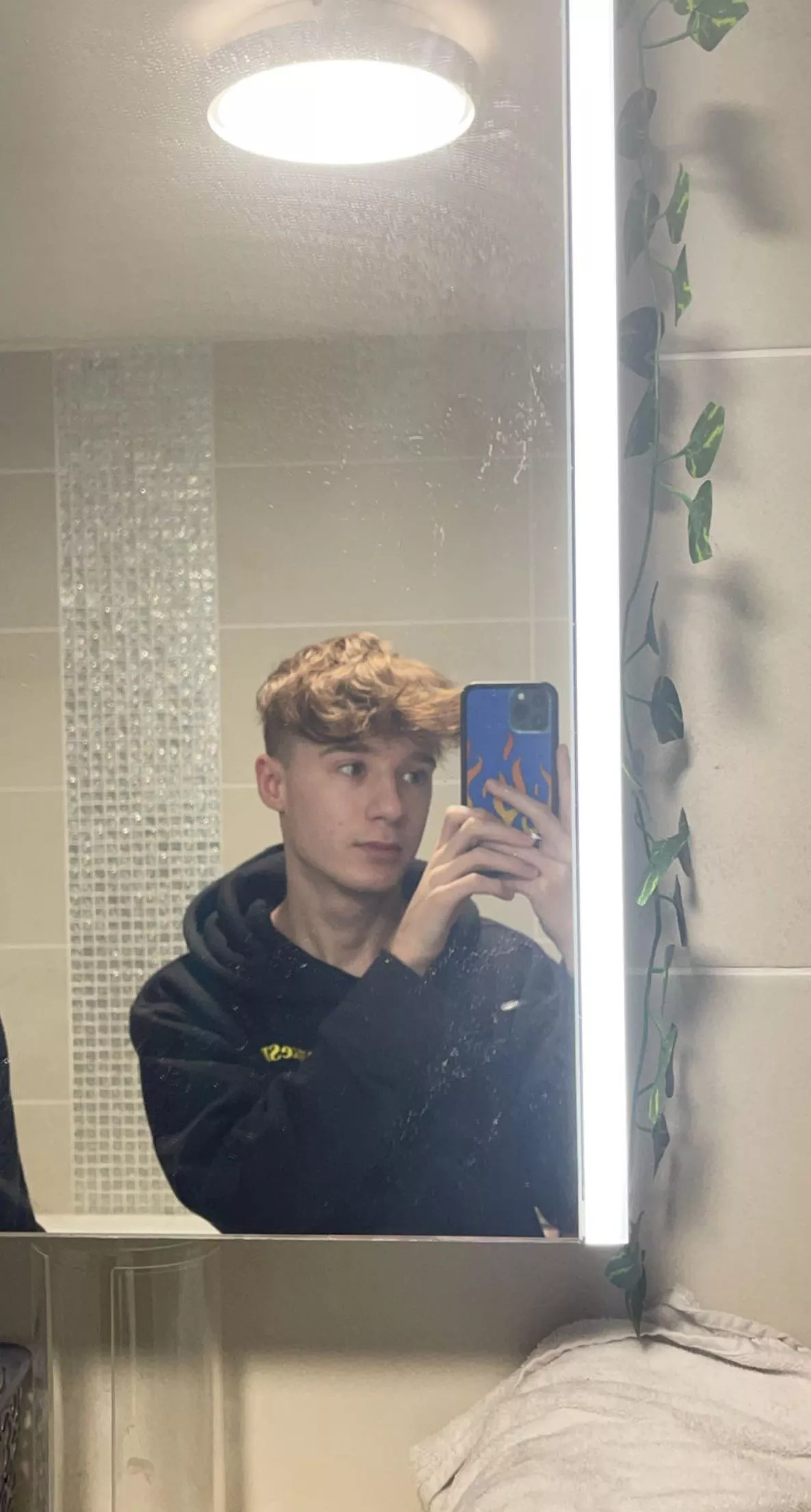 Dm? posted by dominicyea